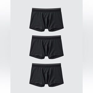 Uniqlo Boys Airism Boxer Briefs size 9/10 (140)
